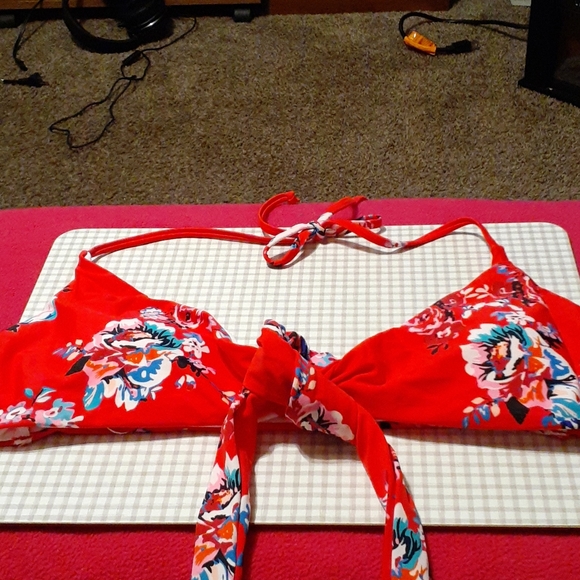 SOLD - Picture 3 of 3